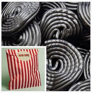 Liquorice Wheels Sweet Bag